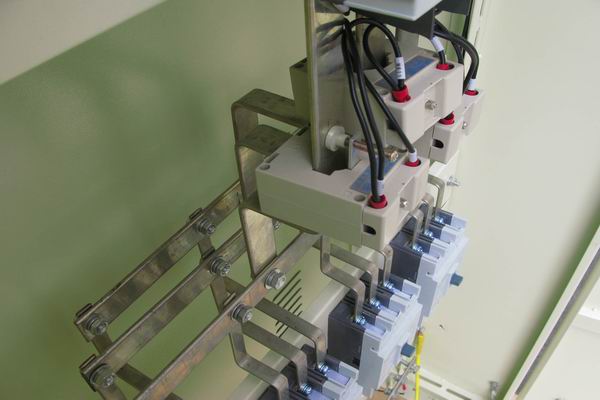 商丘配电柜-应急照明配电柜使用对工作人员的具